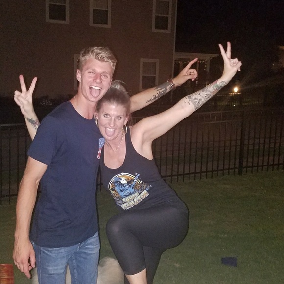 Meet the posher - Picture 5 of 8